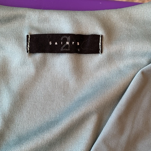 2 Saints Long Sleeve Cropped V Neck Top - Picture 4 of 5